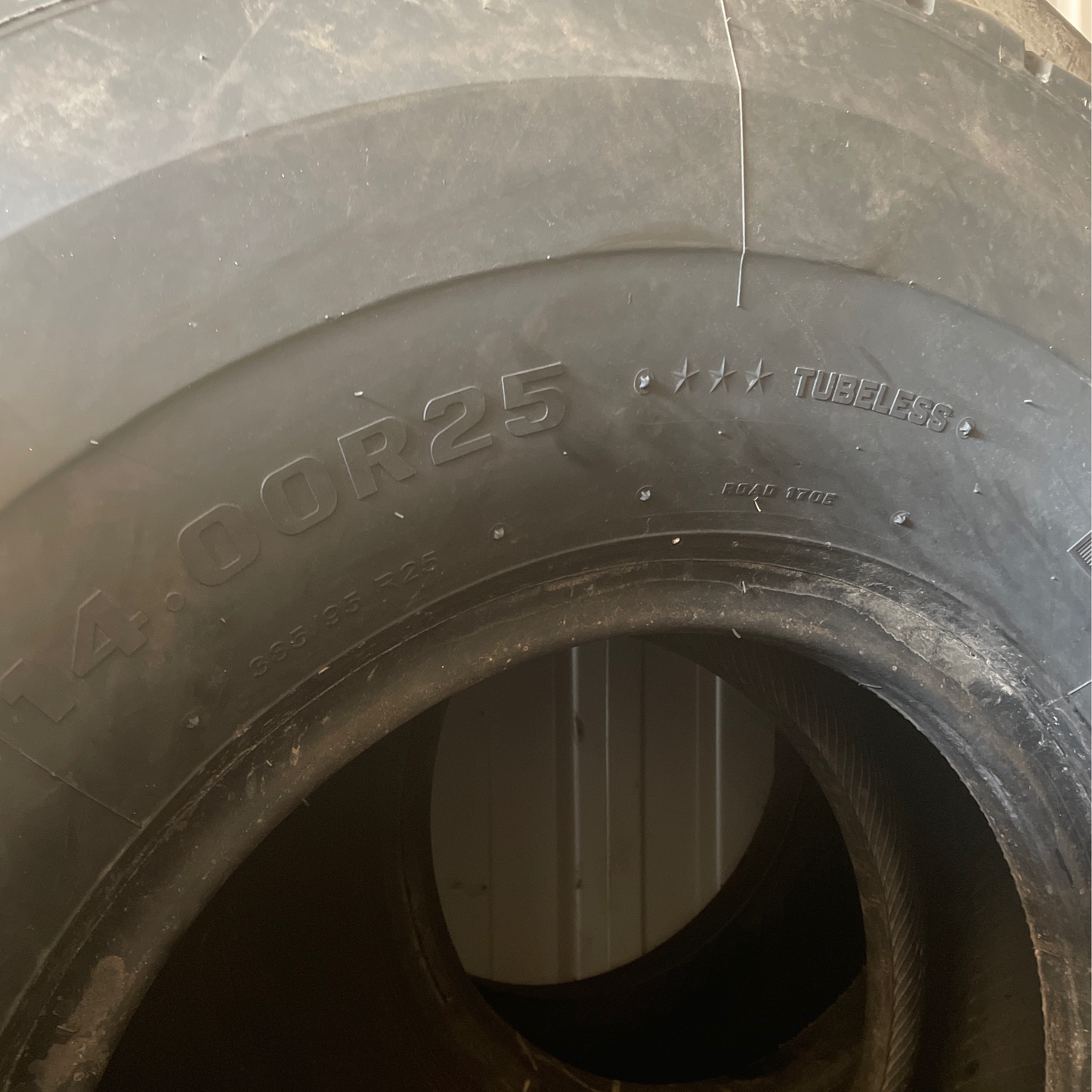 14.00R25 DOUBLE COIN REM8 (MCS) High-Speed Crane Tire