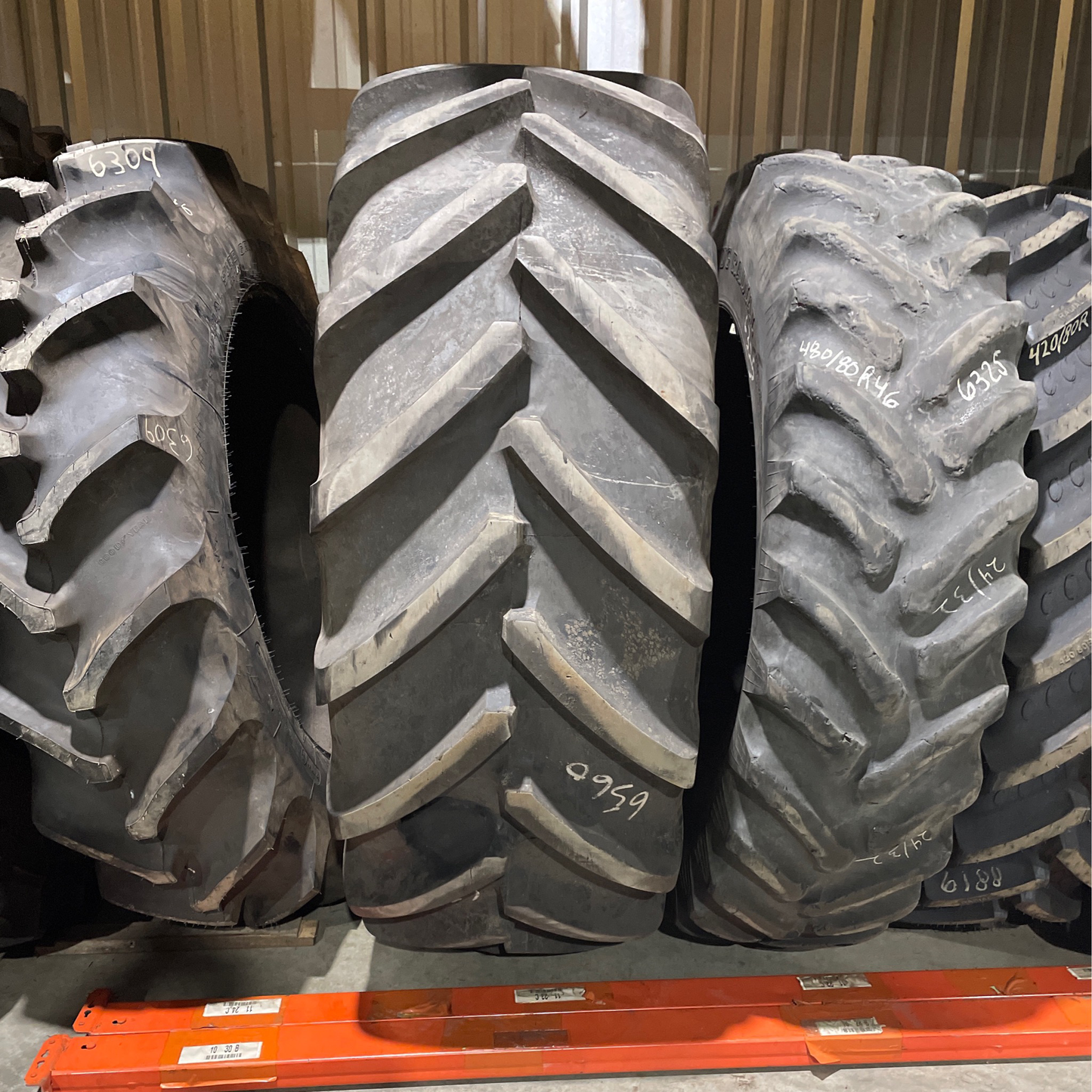 710/70R42 MICHELIN MACHXBIB