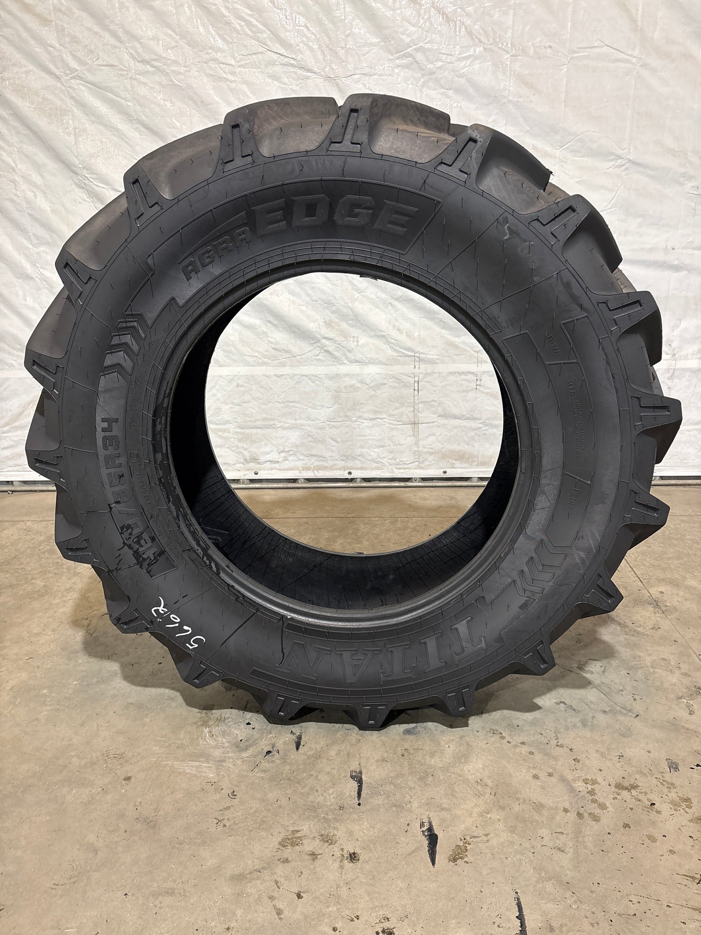 460/85R34 (18.4R34) TITAN AGRAEDGE WET & STICKY SOIL TIRE #5662