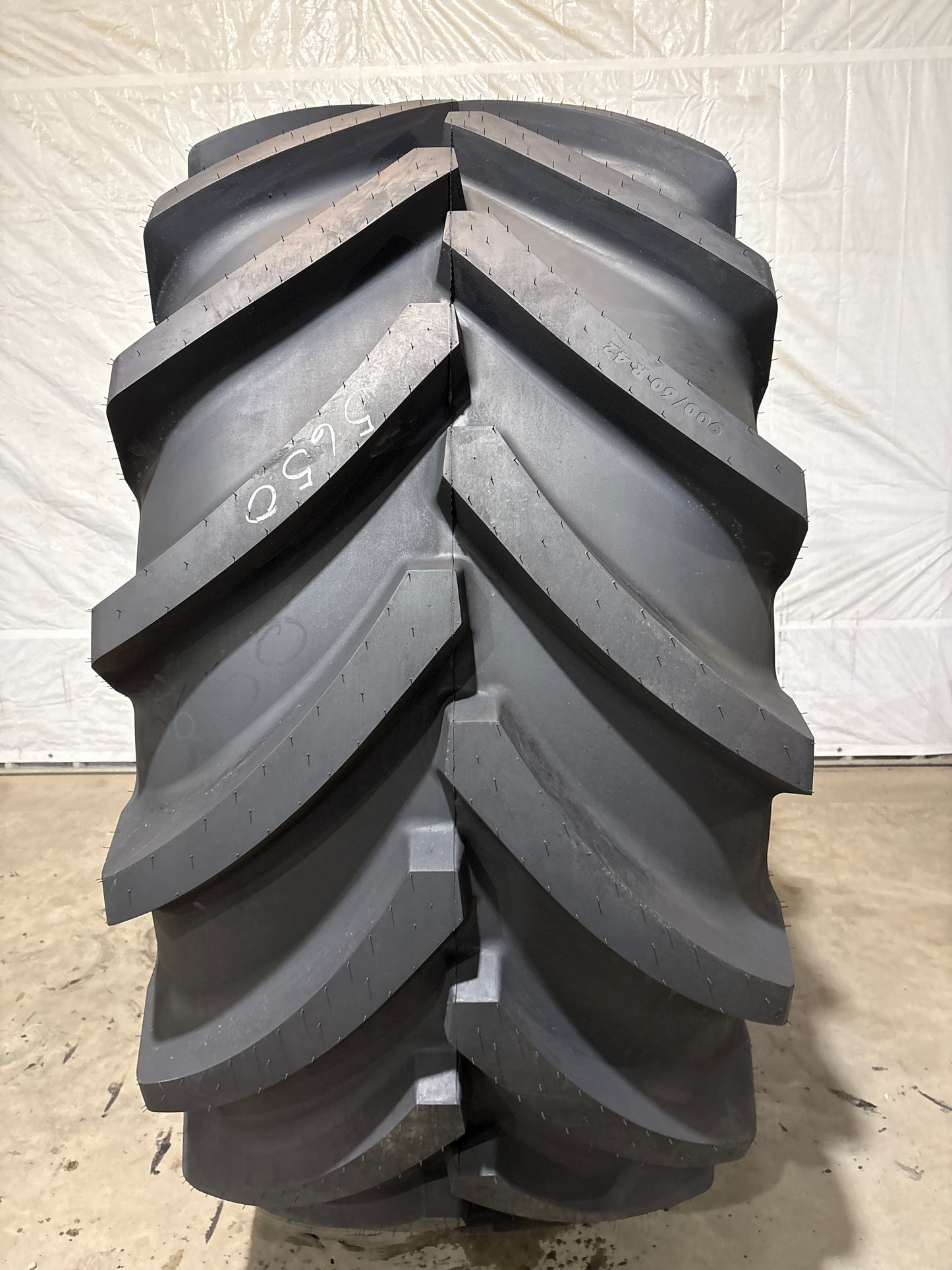 VF 900/60R42 VREDESTEIN TRAXION OPTIMALL VF RADIAL TRACTOR TIRE #5650