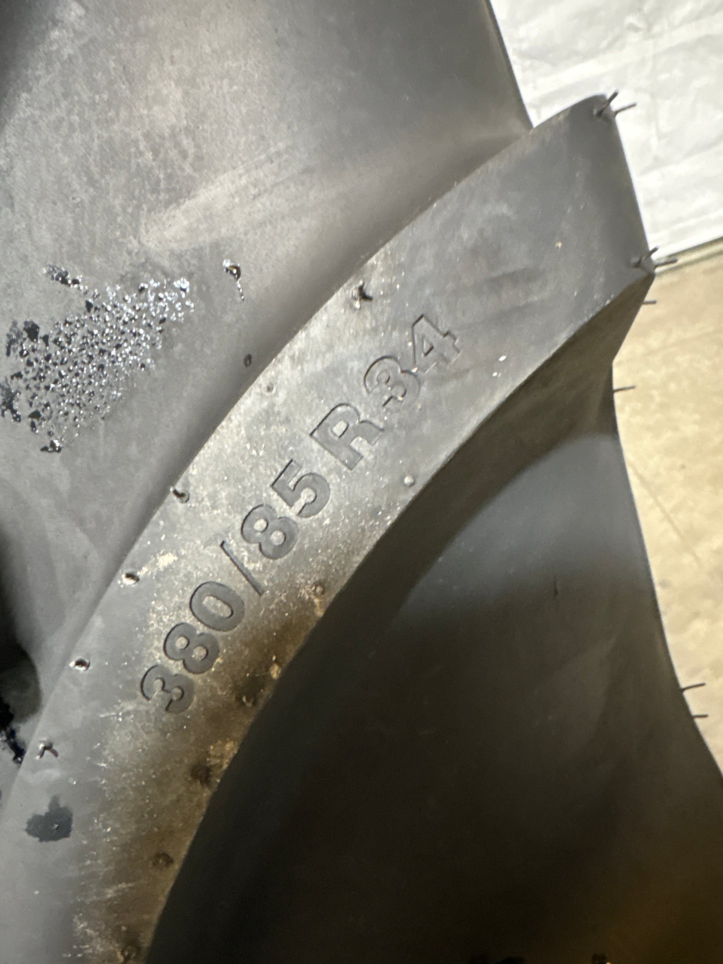380/85R34 (14.9R34) VREDESTEIN TRAXION 85 II #5663