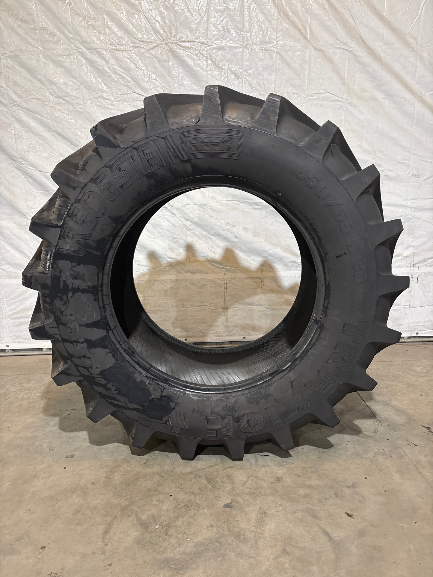 650/65R38 VREDESTEIN TRAXION 65 #5605