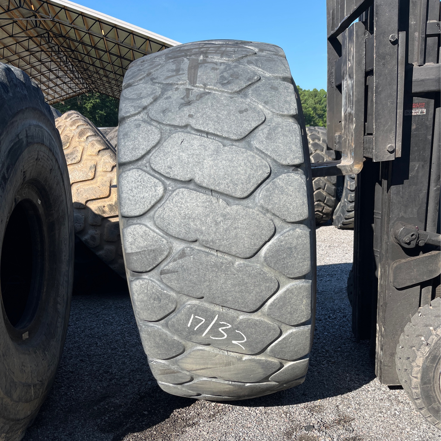 29.5R25 BRIDGESTONE V-STEEL M-TRACTION (VMT)