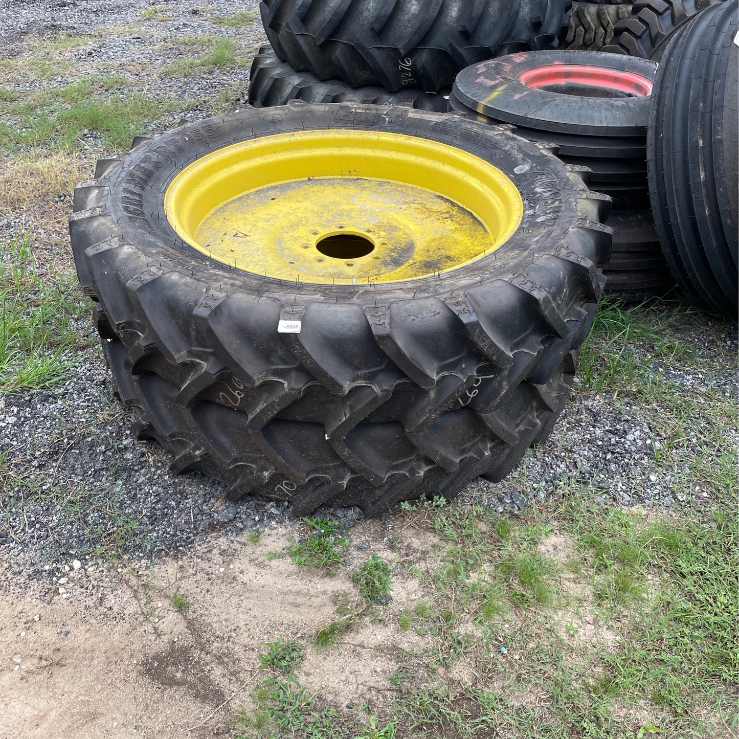 270/95R32 BKT AGRIMAX RT955 (11.2R32,  (11.2-32)