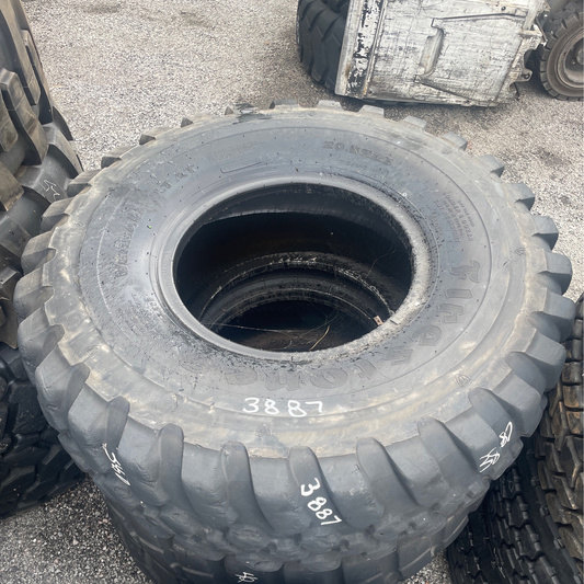 20.5R25 FIRESTONE VERSA BUILT AT