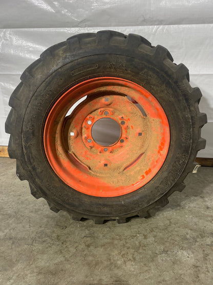 10-16.5 TITAN TRAC LOADER (260/70-16.5)