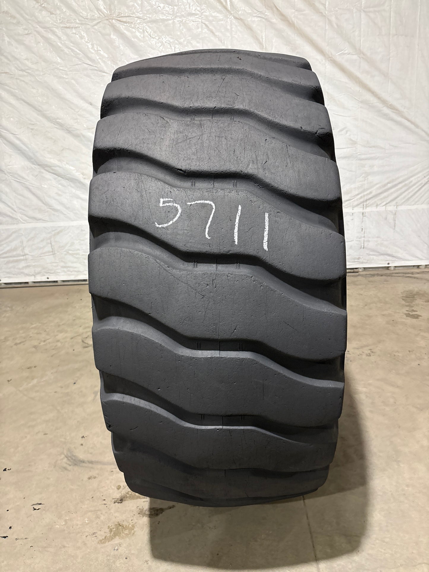 26.5R25 BRIDGESTONE V-STEEL L-TRACTION #5711