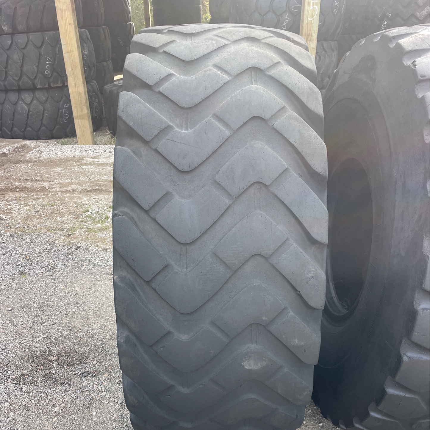 23.5R25 MICHELIN XTLA