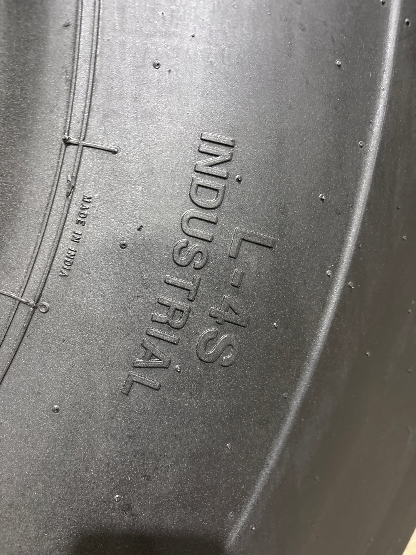 18.00-25 BKT SM-54 40 PLY TIRE #5736