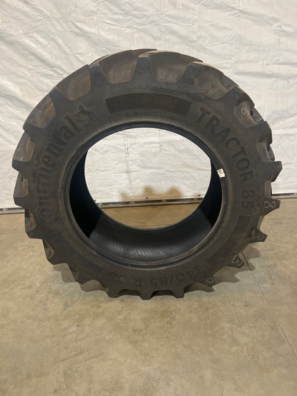 340/85R28 (13.6R28)  CONTINENTAL TRACTOR 85 #8030