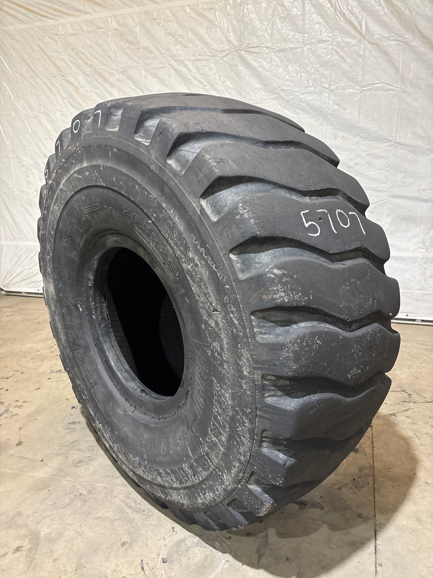 26.5R25 BRIDGESTONE V-STEEL L-TRACTION #5707