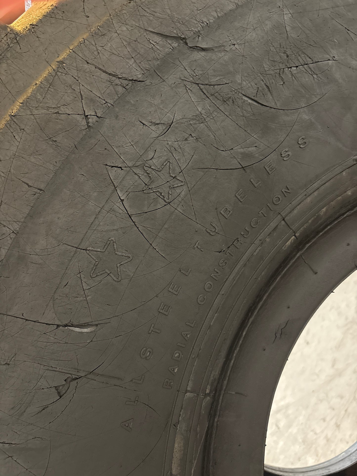 29.5R25 TRIANGLE TB 516 #7048