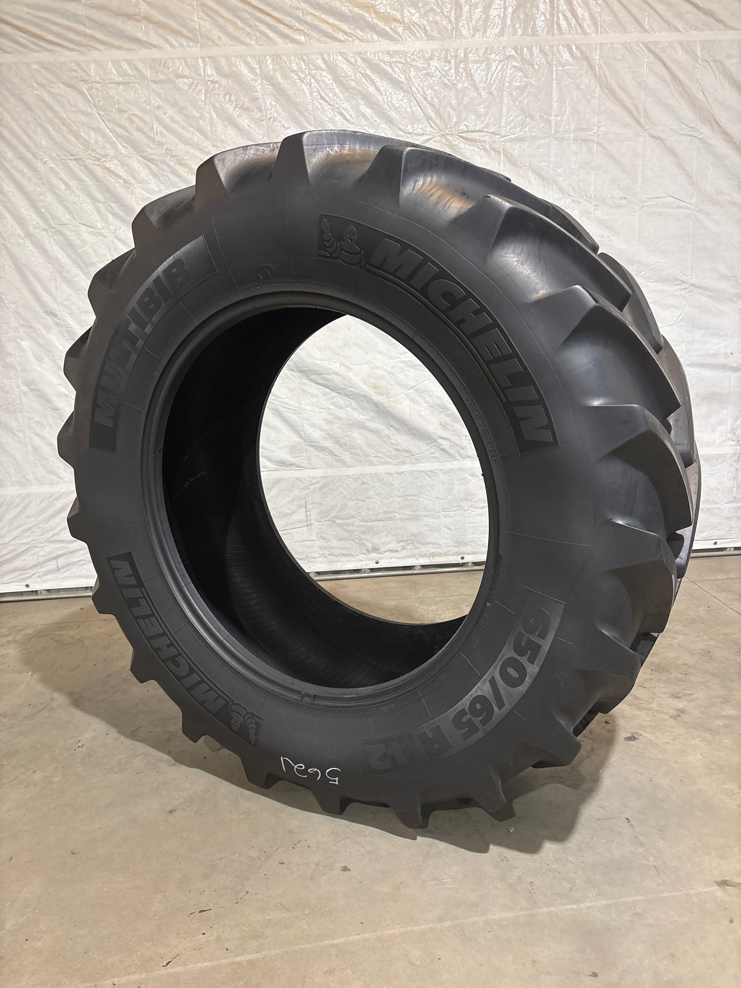 650/65R42 MICHELIN MULTI BIB #5621