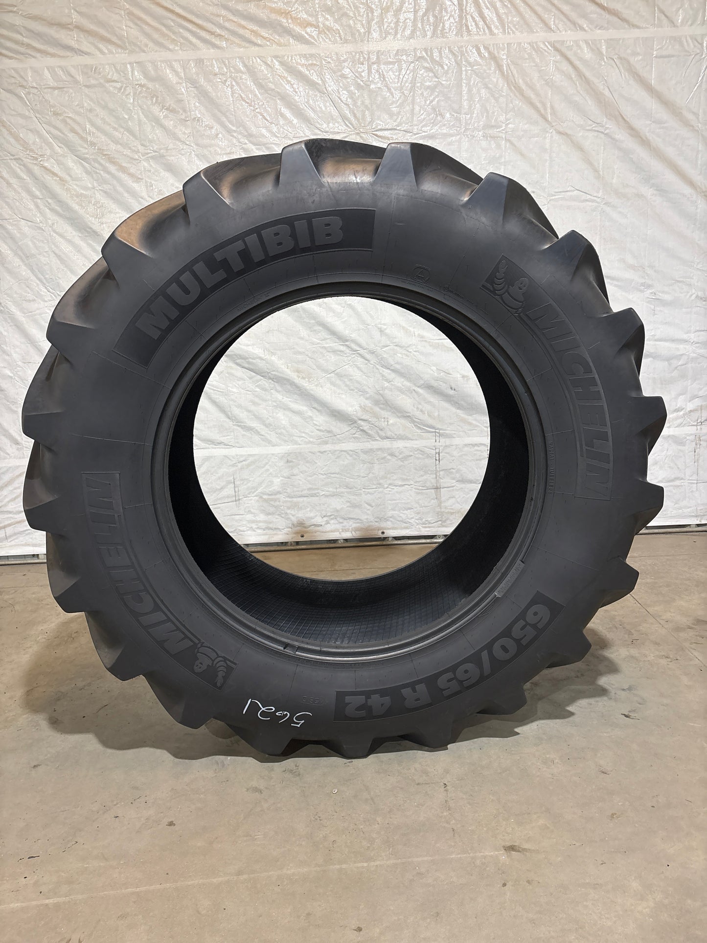 650/65R42 MICHELIN MULTI BIB #5621