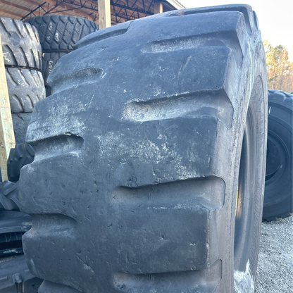 35/65R33 BRIDGESTONE V-STEEL N-LUG (VSNL)