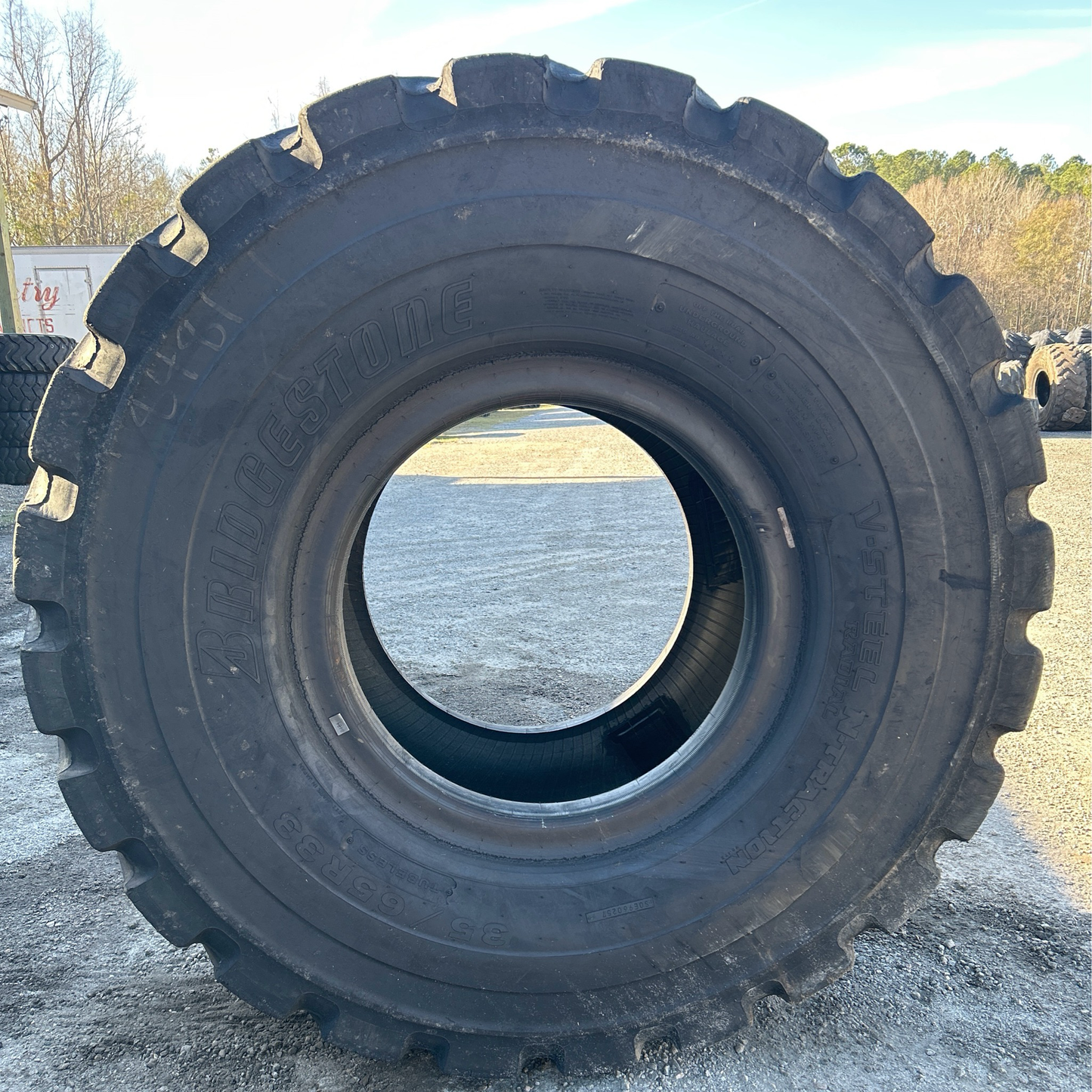 35/65R33 BRIDGESTONE V STEEL N TRACTION