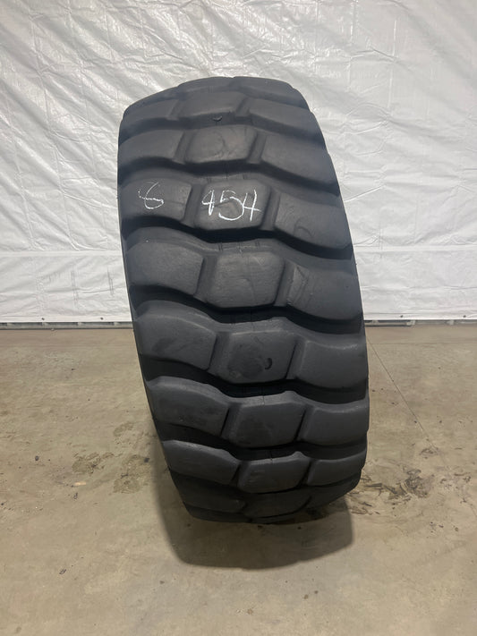 23.5R25 BRIDGESTONE V-STEEL L-TRACTION (VLT) #8954
