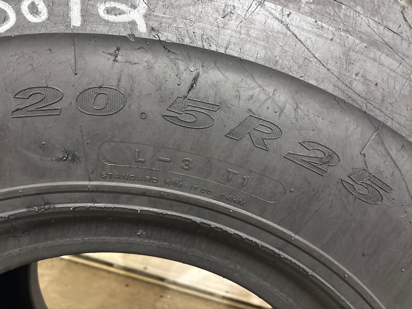 20.5R25 TRIANGLE TB 516 #5812