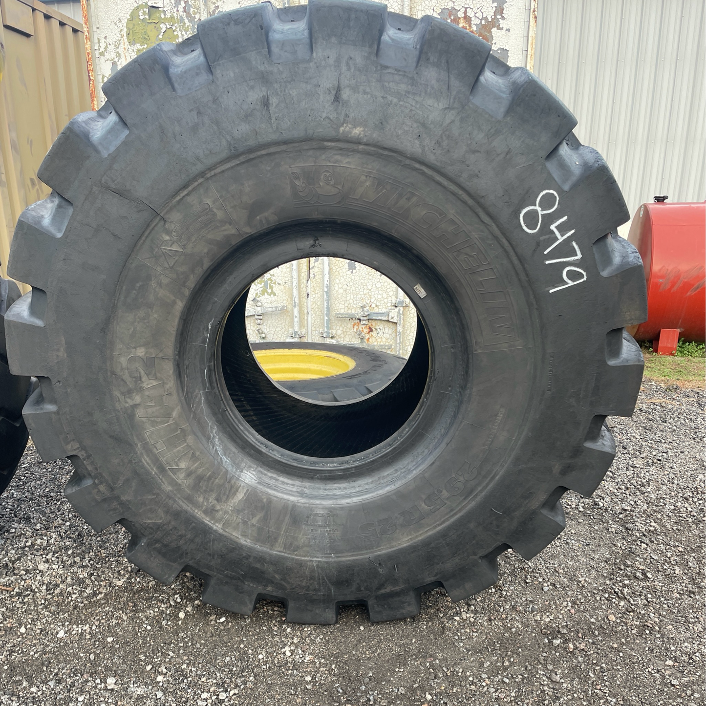 29.5R25 MICHELIN XHA2 L-5 RETREAD