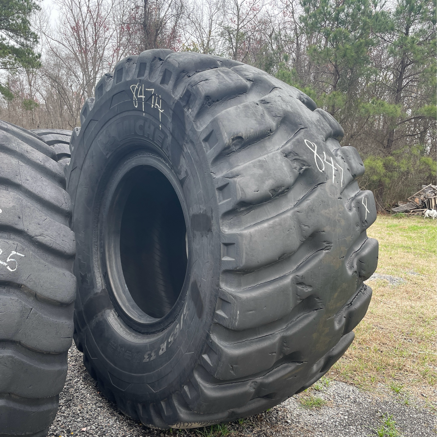 35/65R33 MICHELIN XTXL