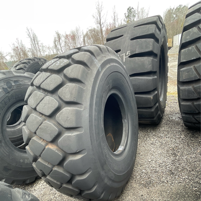 23.5R25 BRIDGESTONE V-STEEL M-TRACTION (VMT)