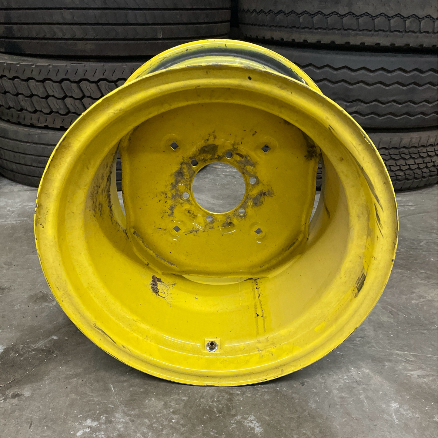 20 x 14 JOHN DEERE RIM