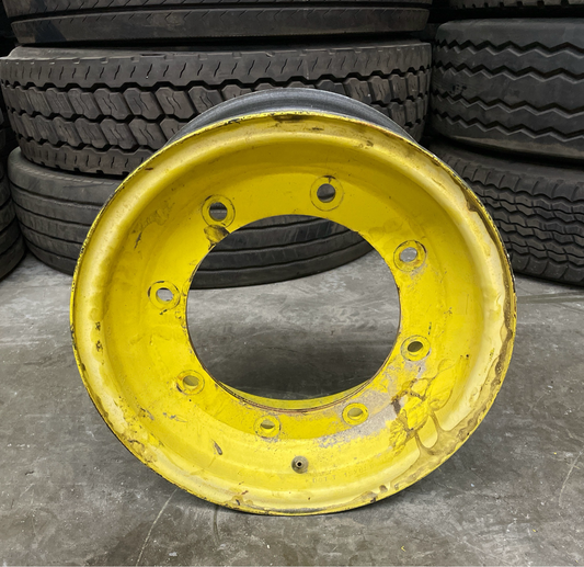 15 X 8 JOHN DEERE WHEEL