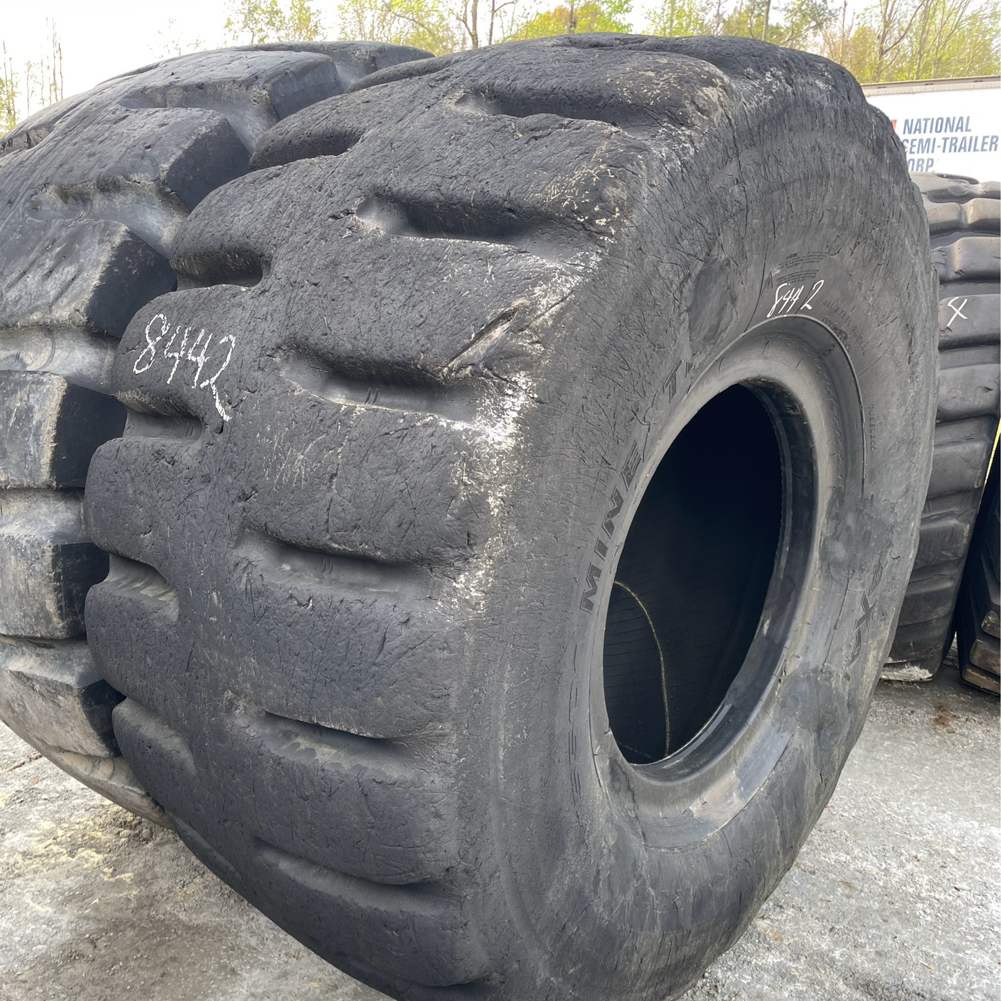 35/65R33 MAXAM MS501 MINEXTRA L5