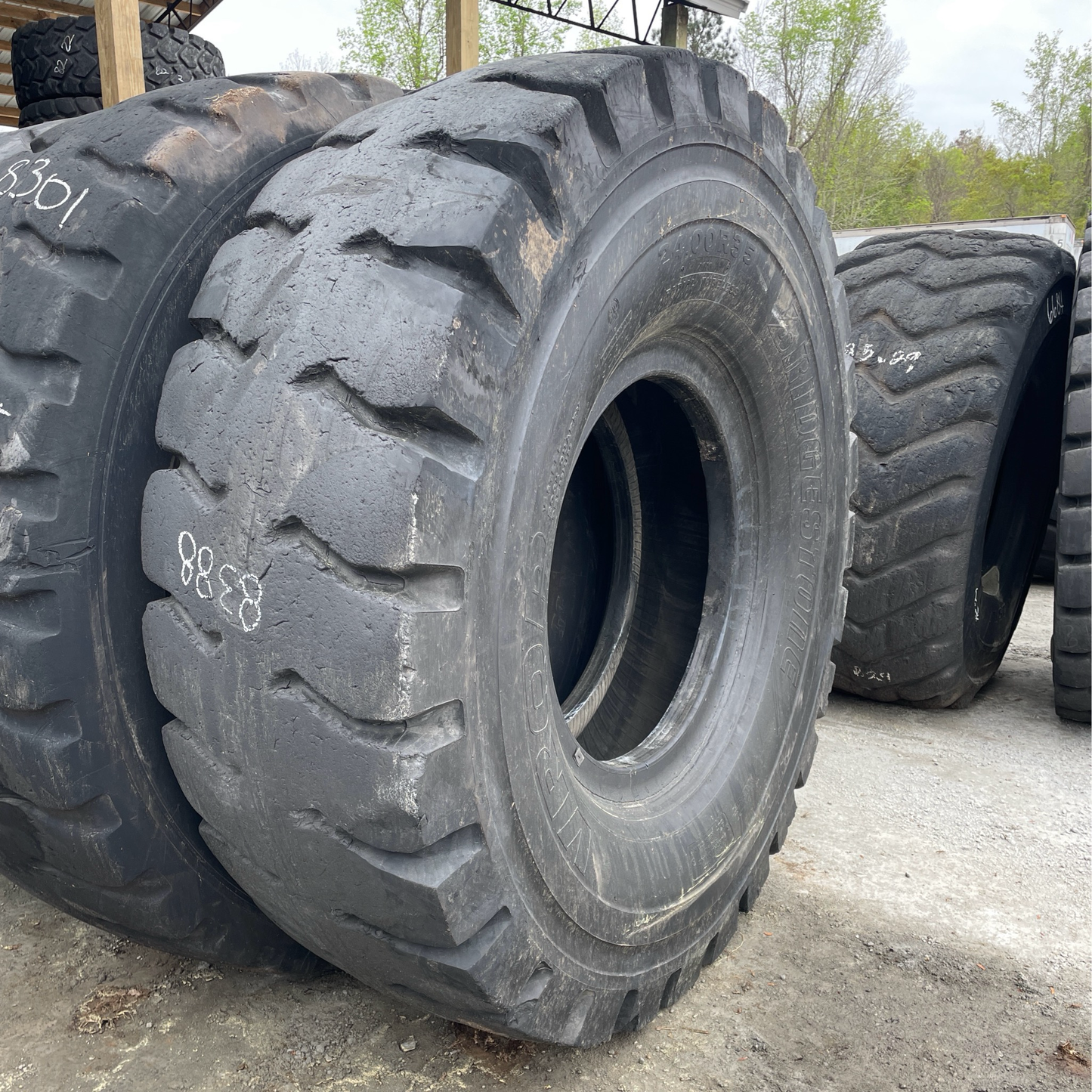 24.00R35 BRIDGESTONE V-STEEL ROCK QUARRY PREMIUM (VRQP)