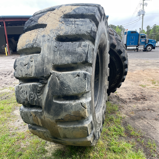 35/65R33 Bridgestone D-Lug Wide 65