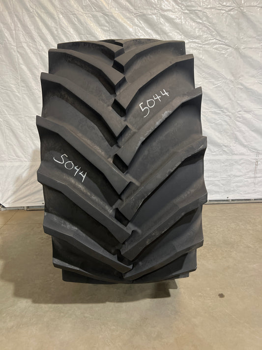 900/60-32 TRELLEBORG TWIN 414 #5044