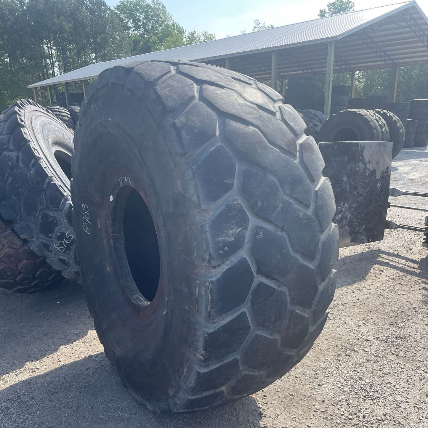 29.5R25 BRIDGESTONE V-STEEL J-TRACTION(VJT)