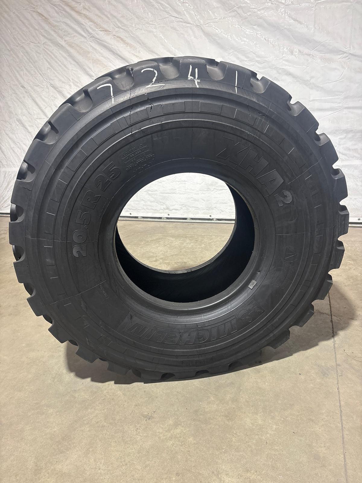 20.5R25 MICHELIN XHA2 #7241