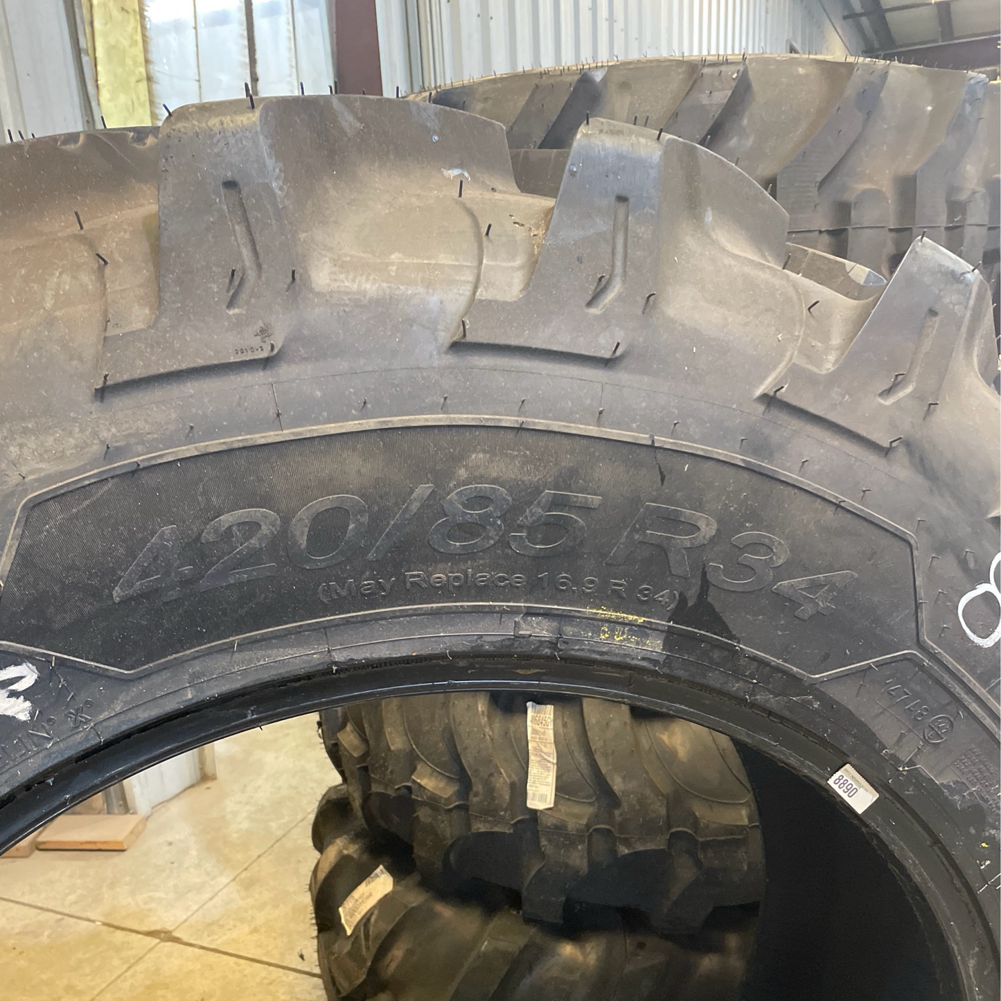 420/85R34 (16.9R34) MICHELIN AGRIBIB 2