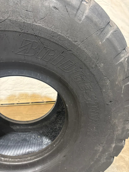 26.5R25 BRIDGESTONE V-STEEL J-TRACTION (VJT) #7104