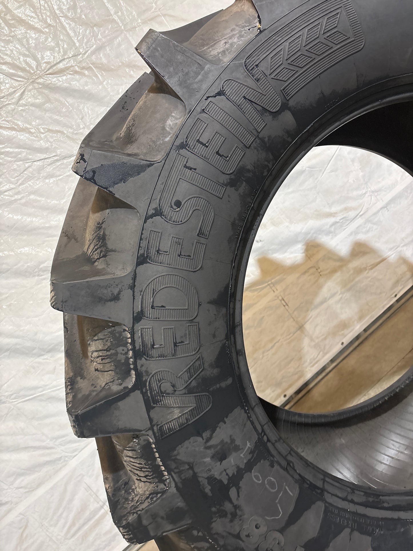 650/65R38 VREDESTEIN TRAXION 65 #5605