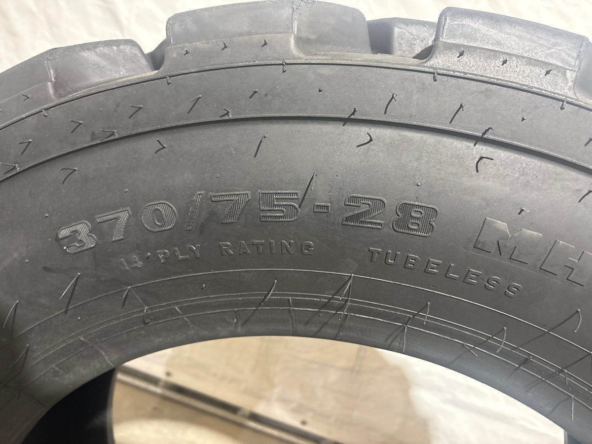 370/75-28 FIRESTONE DURA FORCE #7219