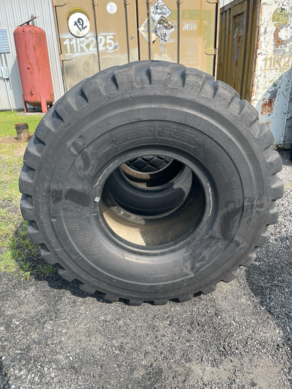 23.5R25 BRIDGESTONE V-STEEL L-TRACTION (VLT)