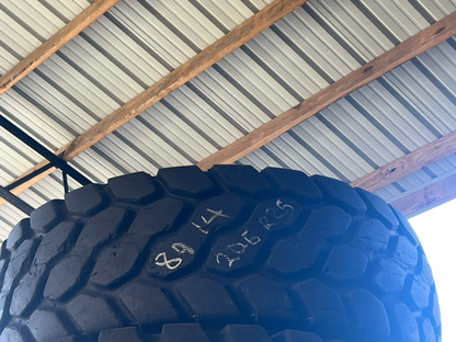 20.5R25 BRIDGESTONE V-STEEL J-TRACTION (VJT)