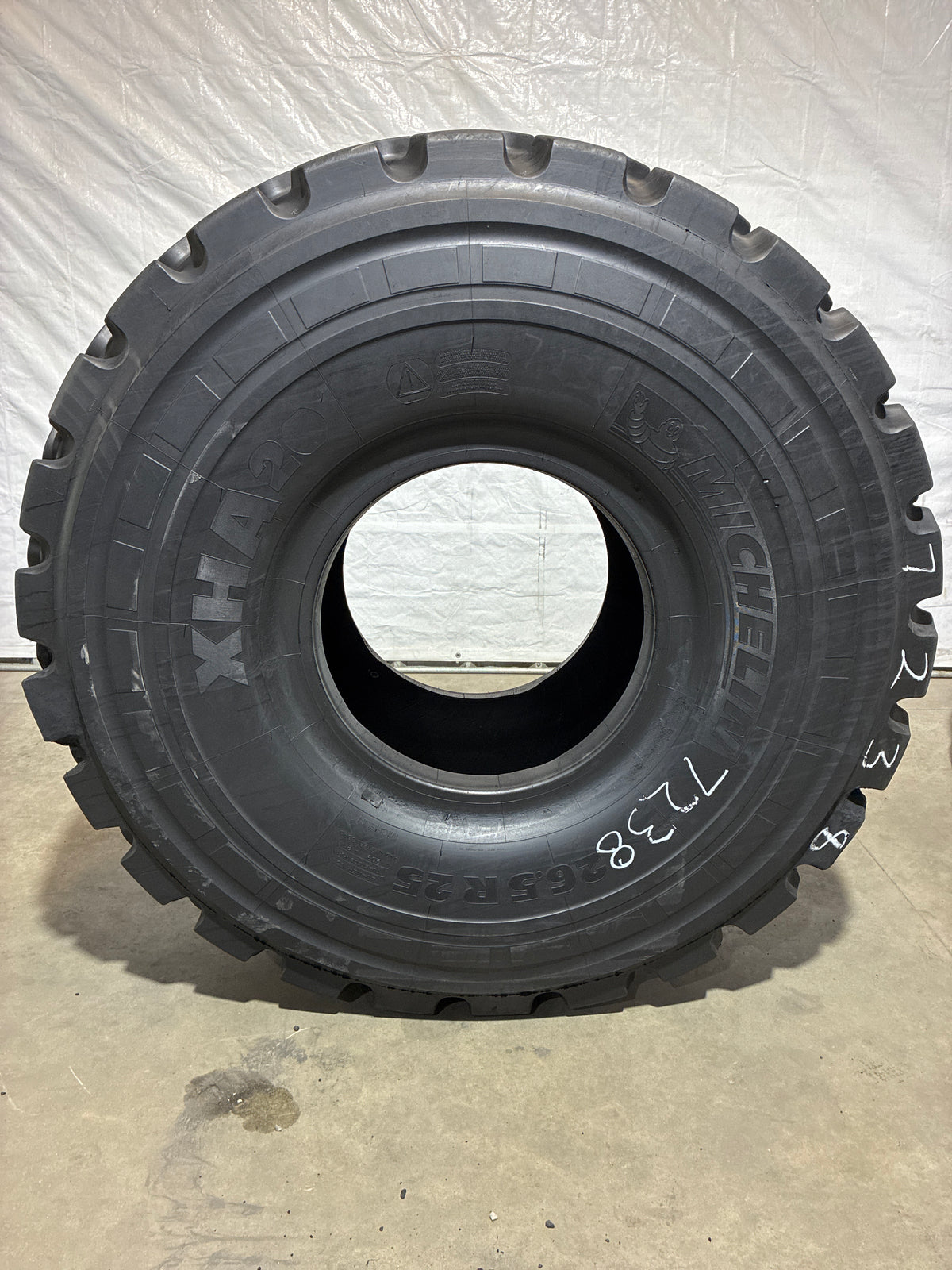 26.5R25 MICHELIN XHA2 #7238