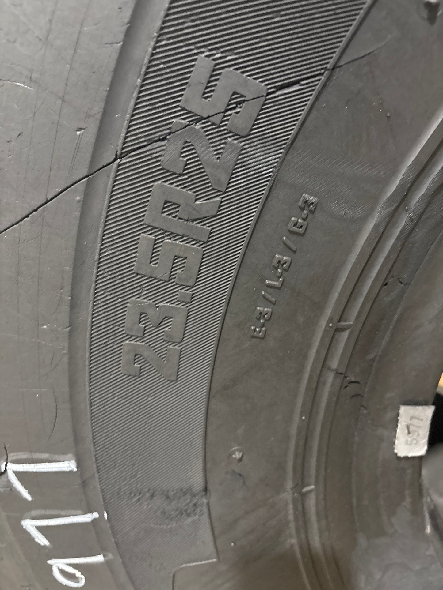23.5R25 CAMSO WHL 553R #5977
