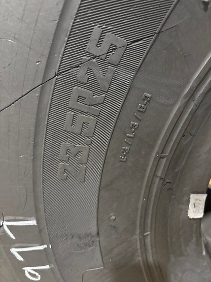 23.5R25 CAMSO WHL 553R #5977