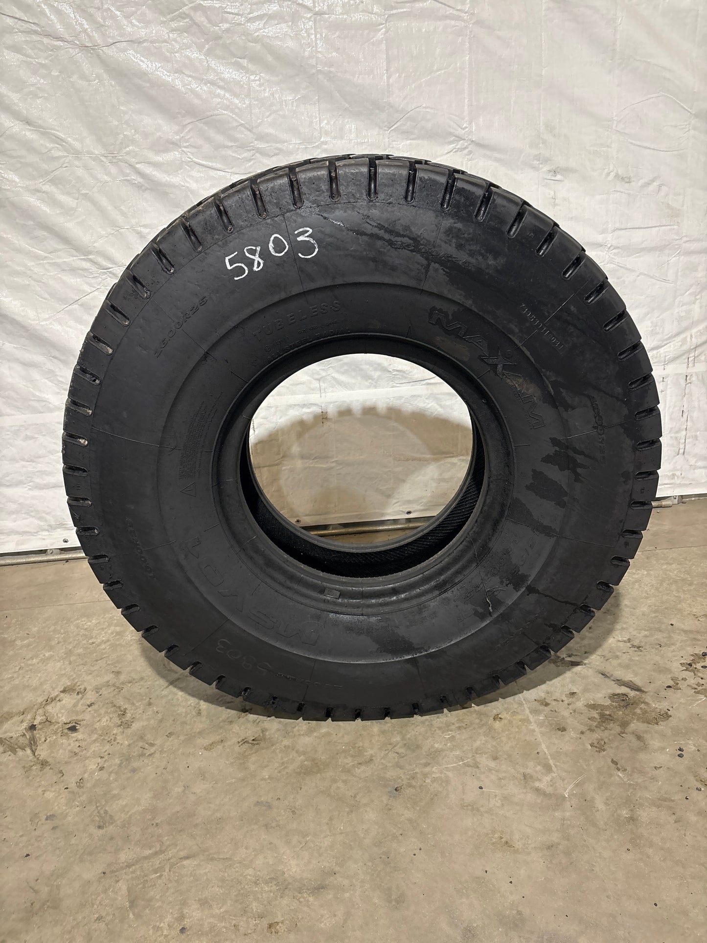 16.00R25 (445/95R25) MAXAM MS V01  #5803