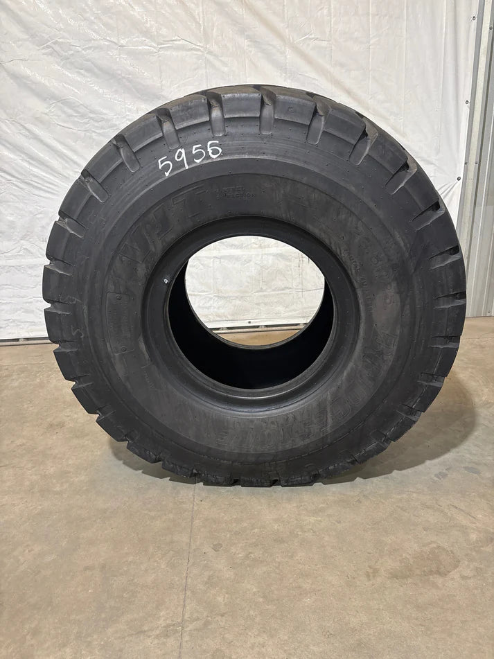 23.5R25 BRIDGESTONE V-STEEL J TRACTION #5956