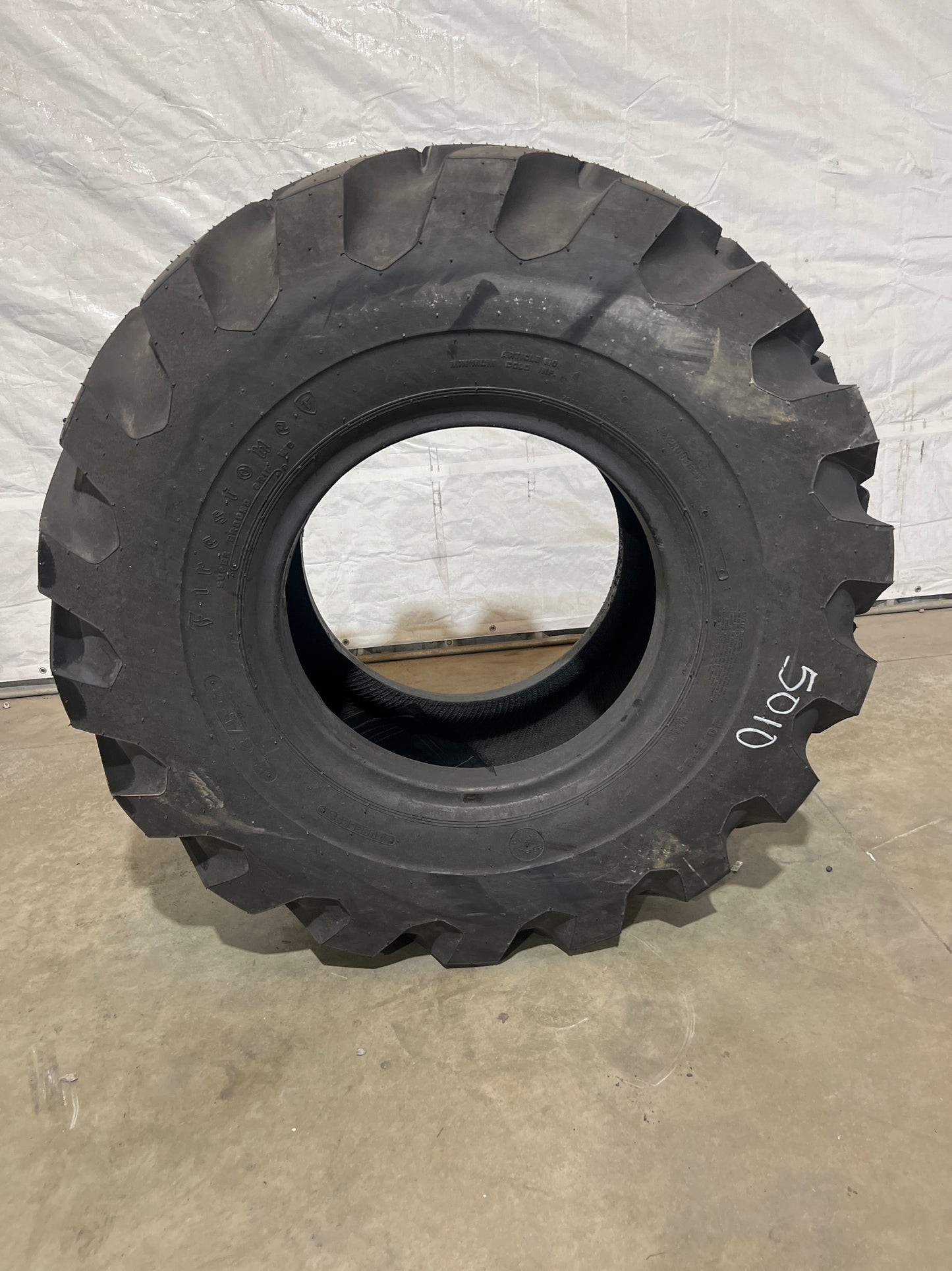 20.5-25 FIRESTONE SUPER GROUND GRIP #5010