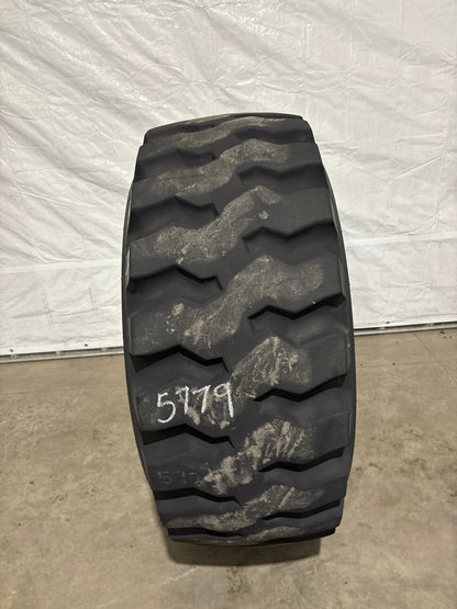 20.5-25 BRIDGESTONE V-LUG II 20 PLY #5779