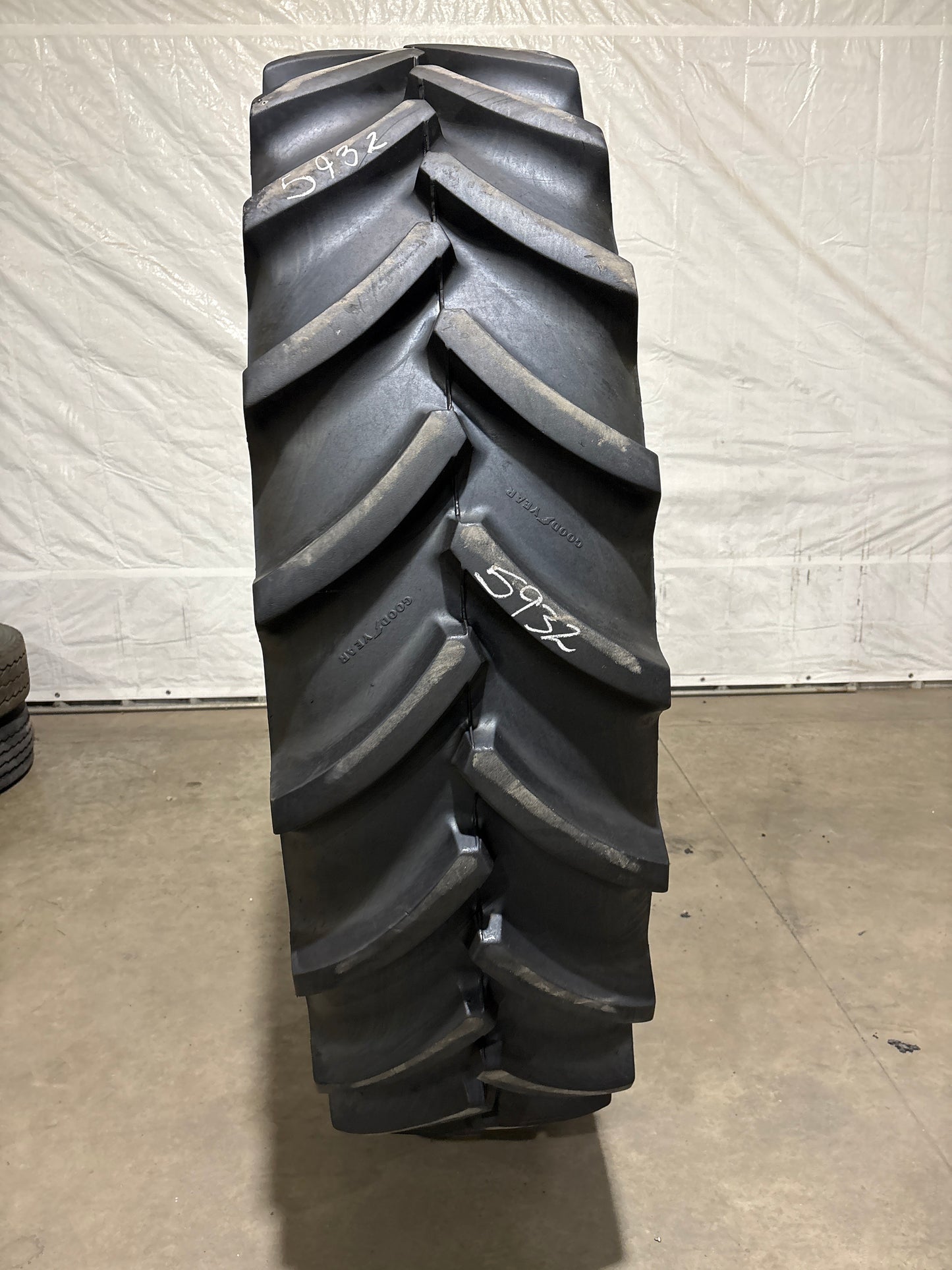 480/80R50 GOODYEAR OPTI TRAC #5932