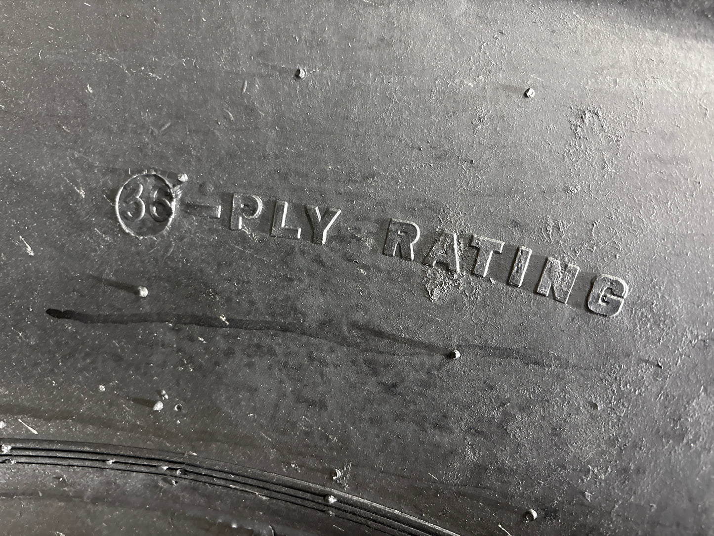 37.25-35 FIRESTONE SUPER ROCK GRIP WB #5579