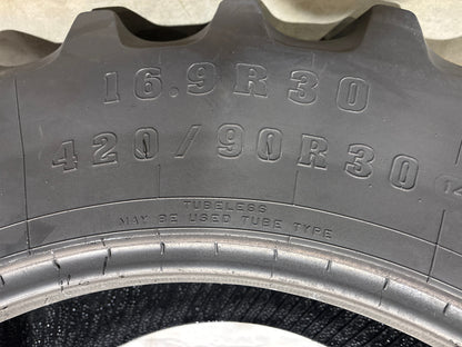 16.9R30 (420/90R30) FIRESTONE RADIAL ALL TRACTION #5558