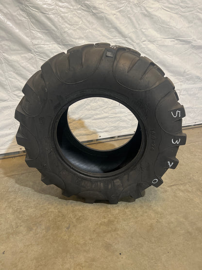 16.9-24 TITAN HI TRACTION LUG